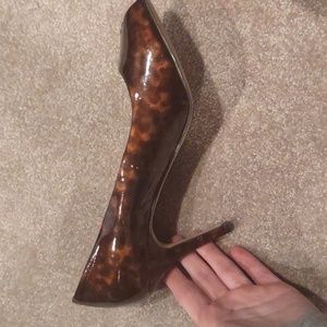 Leopard tortoise brown patent shoes, banana Republic peep toe heel shoes, 10